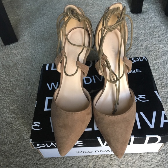 Wild Diva Lounge Suede Almond Toe Ankle Strap Pump